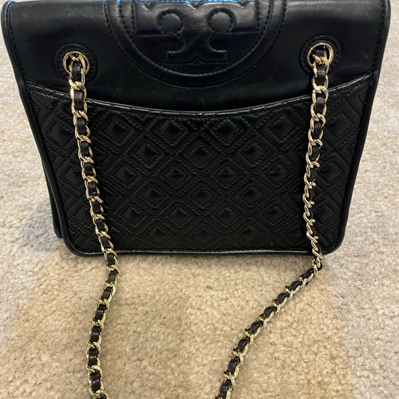 Tory Burch Black Quilted Chain Shoulder Bag - Picture 4 of 10